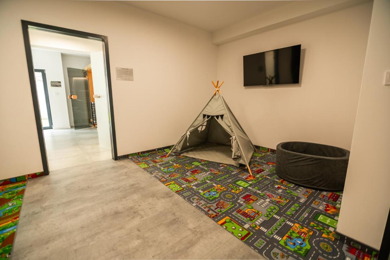 Invest Centrum Park 11 Шклярська Поремба